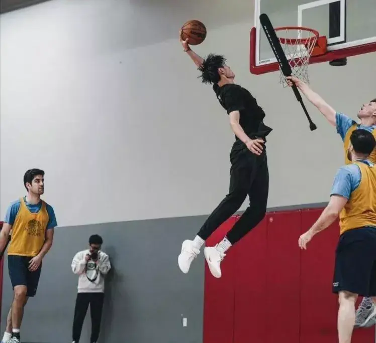 就像一个进, 来看, 身高