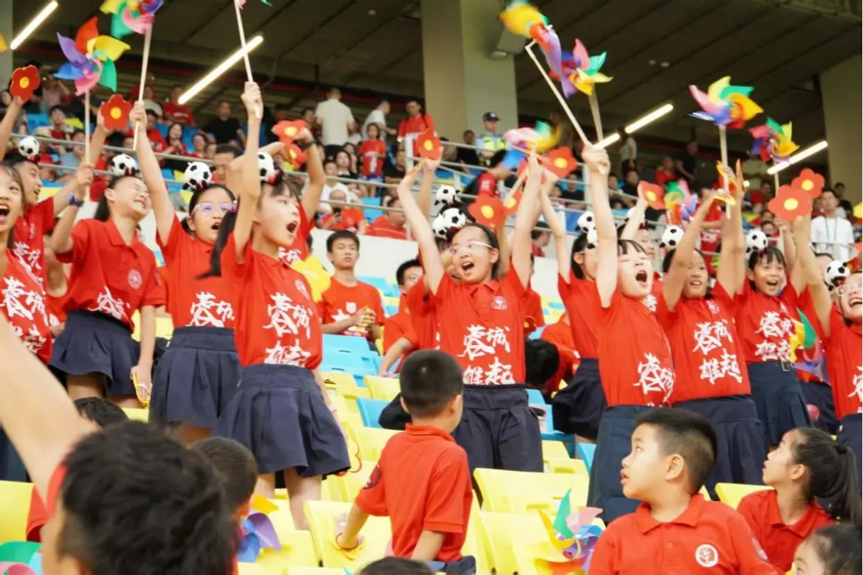 育场的公益, tenan, 节传递尊师