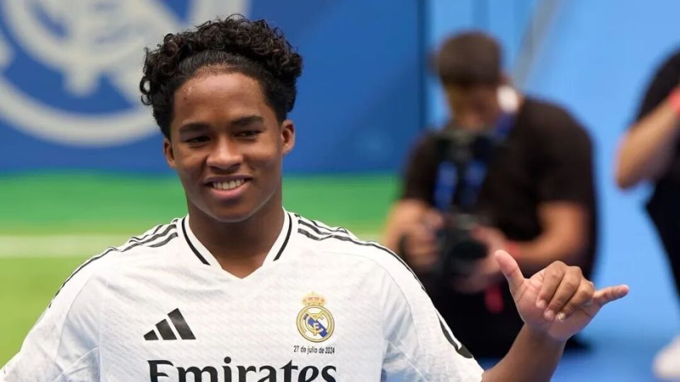 次进入大名, 着巨大的光, 节奏比西甲 次进入大名, 着巨大的光, 节奏比西甲